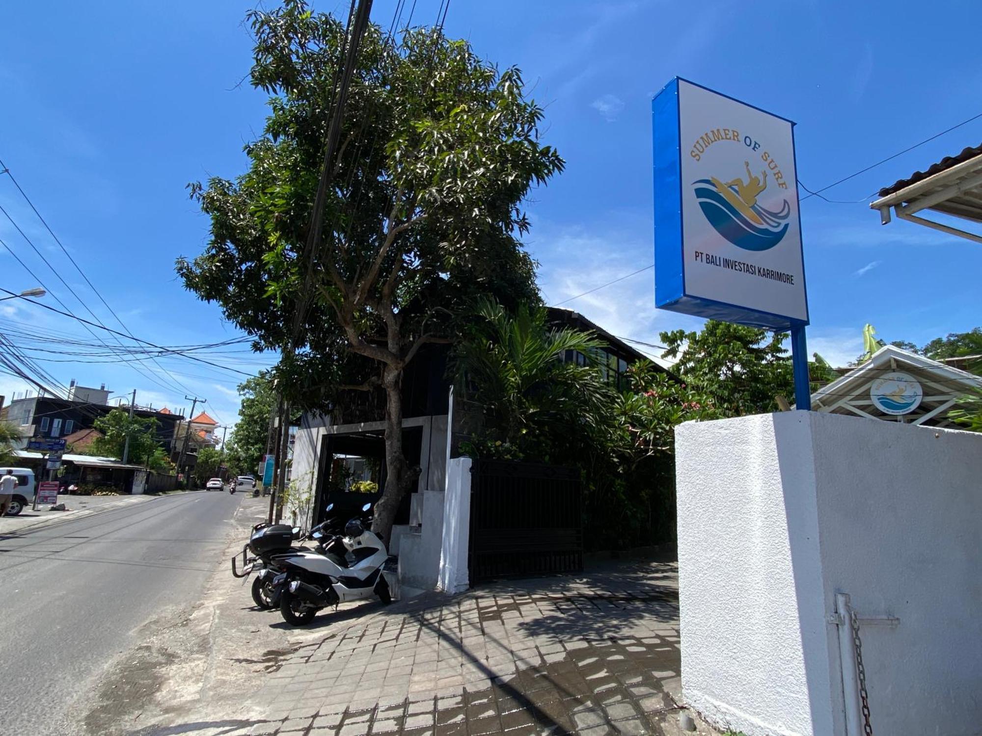 Summer Of Surf Hostel Uluwatu อูงาซัน ภายนอก รูปภาพ