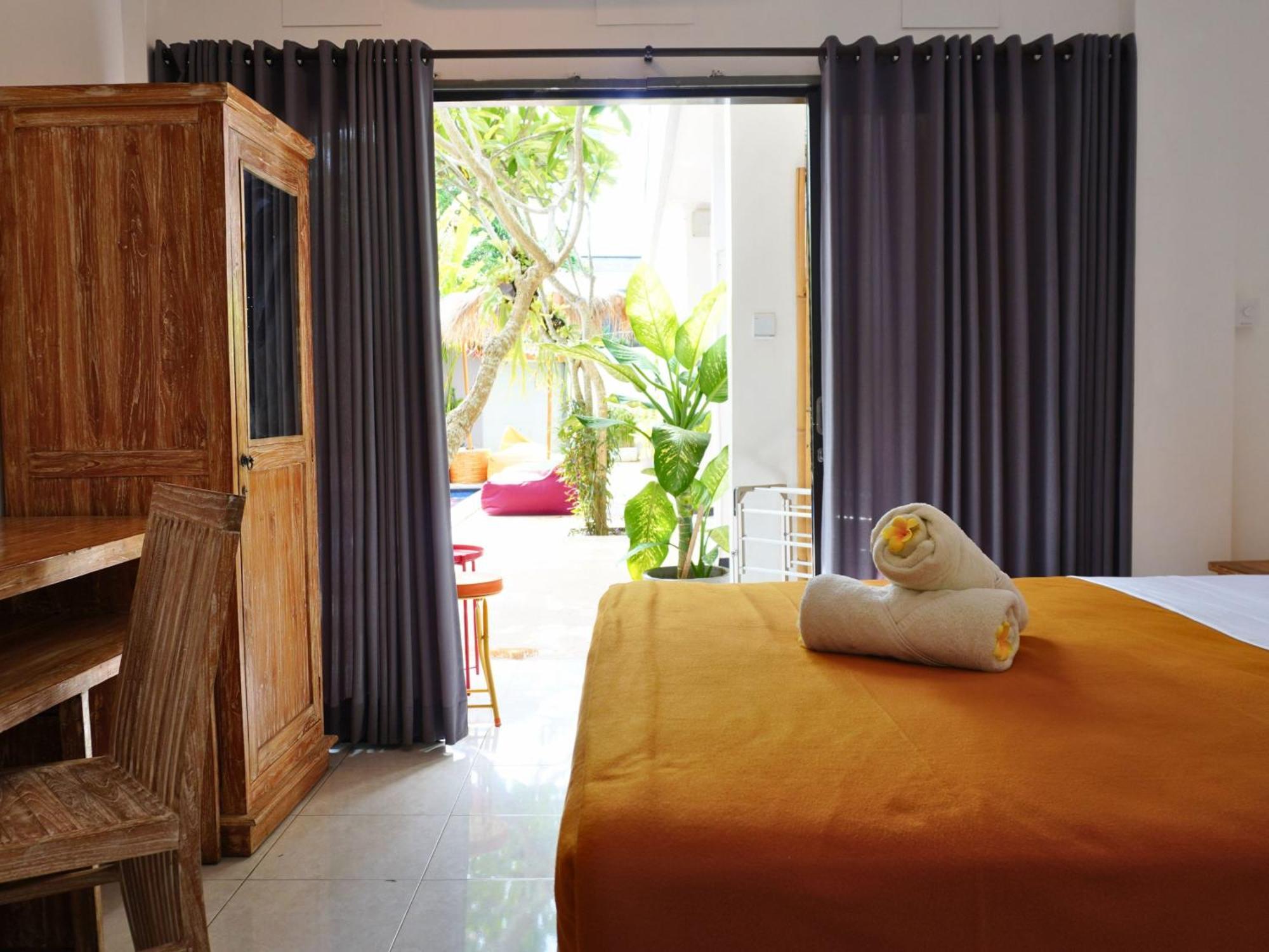Summer Of Surf Hostel Uluwatu อูงาซัน ภายนอก รูปภาพ