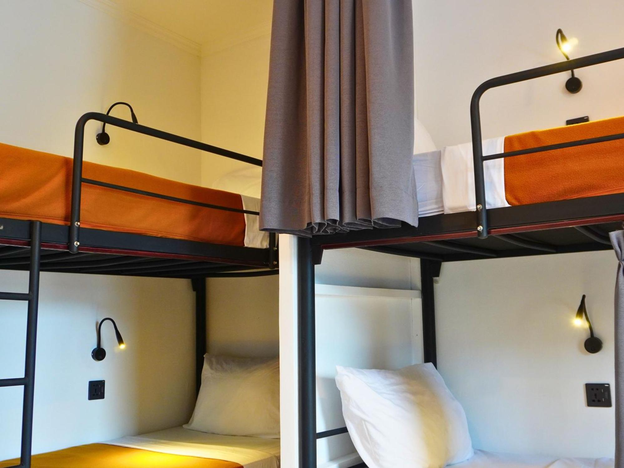 Summer Of Surf Hostel Uluwatu อูงาซัน ภายนอก รูปภาพ