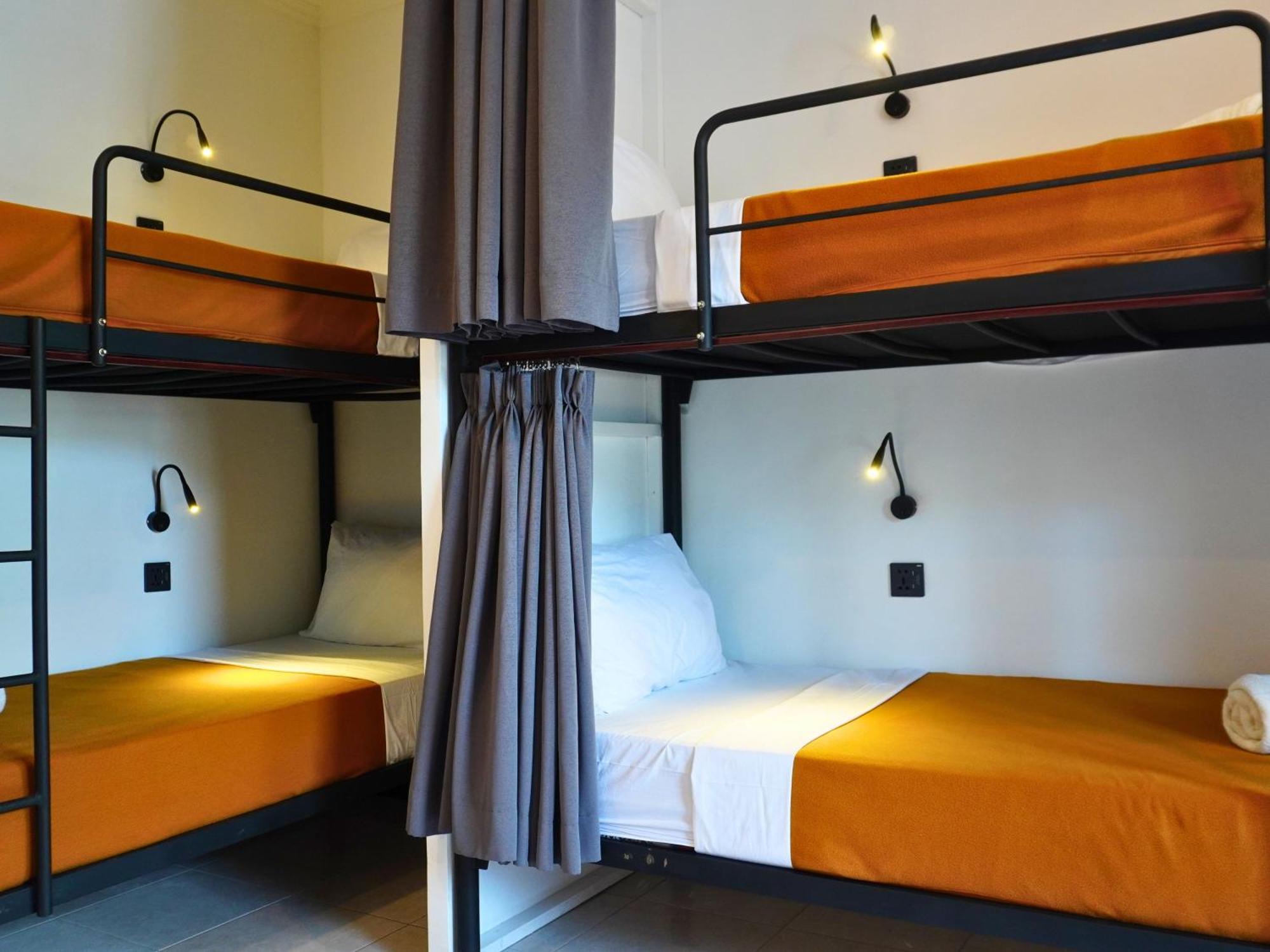 Summer Of Surf Hostel Uluwatu อูงาซัน ภายนอก รูปภาพ