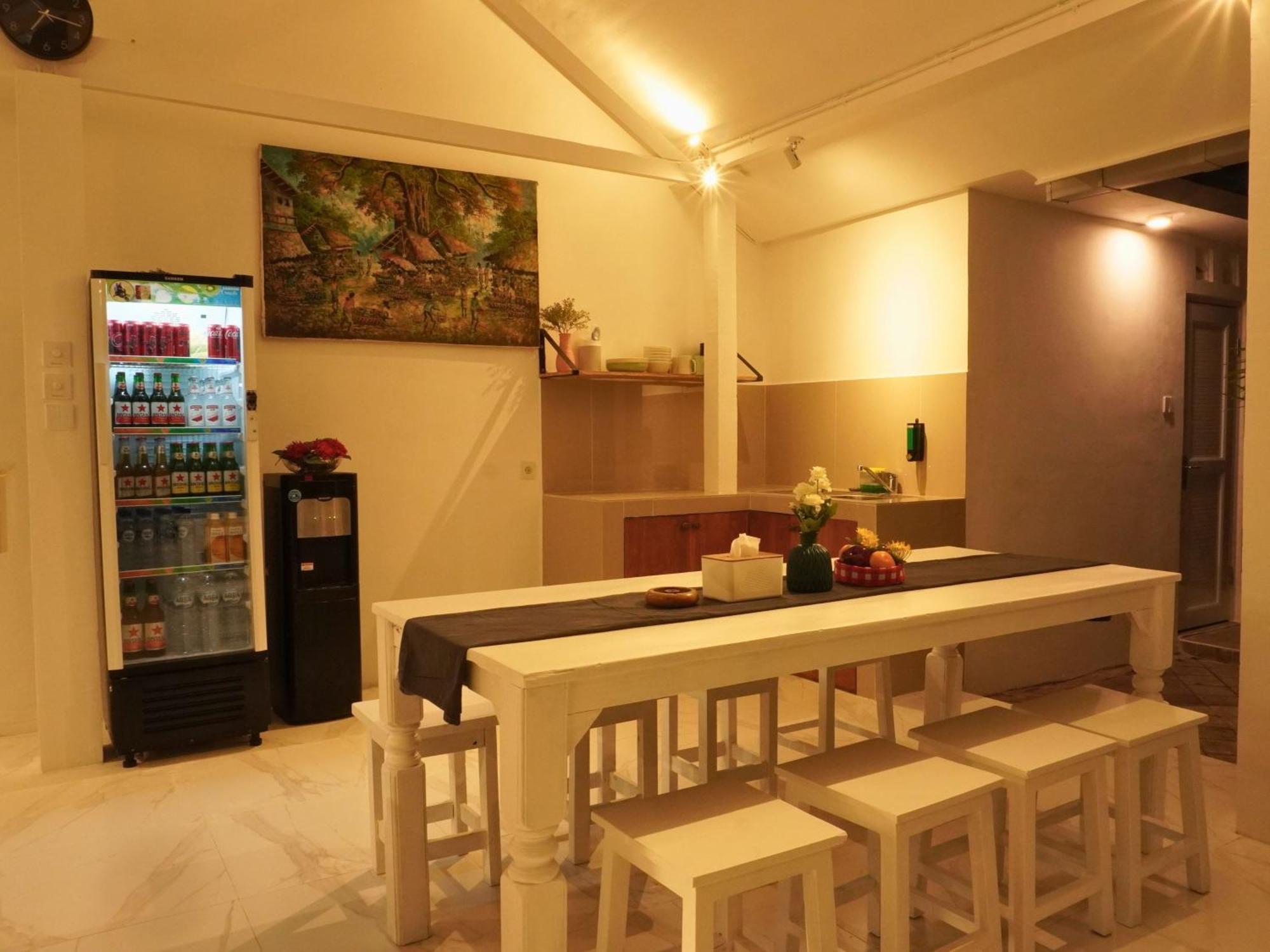 Summer Of Surf Hostel Uluwatu อูงาซัน ภายนอก รูปภาพ